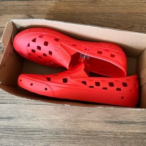 Vans Trek Slip On - Men’s Size 10